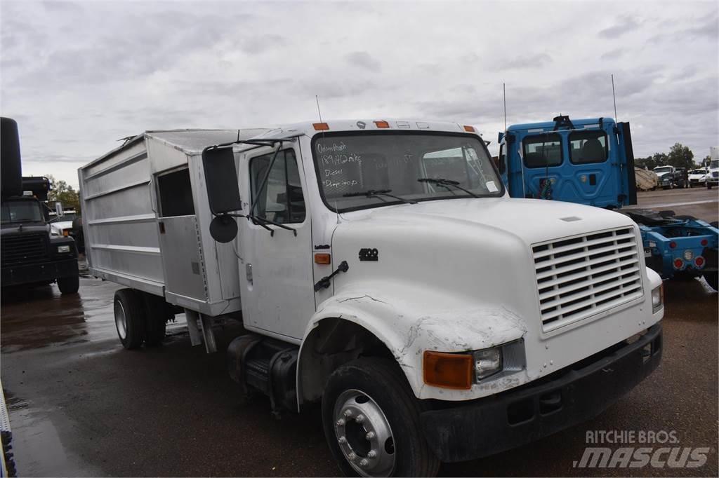 International 4700 Sklápače