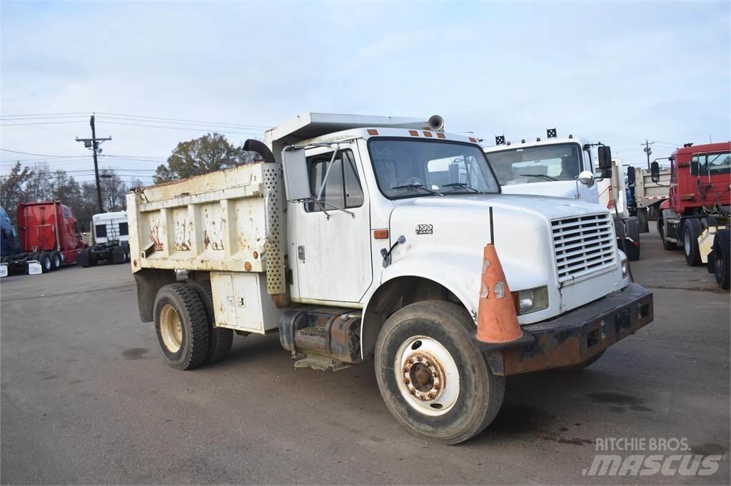 International 4700 Sklápače