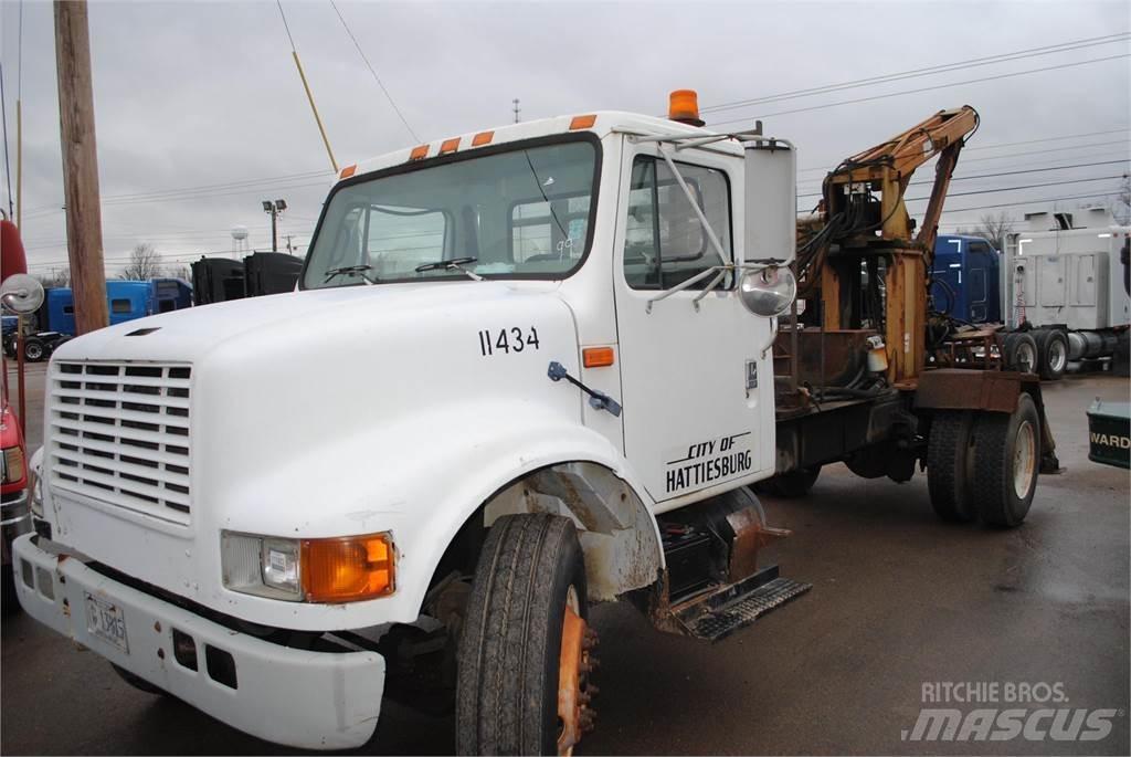 International 4700 Autožeriavy, hydraulické ruky