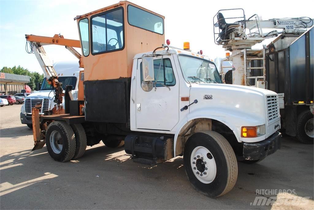 International 4700 Autožeriavy, hydraulické ruky