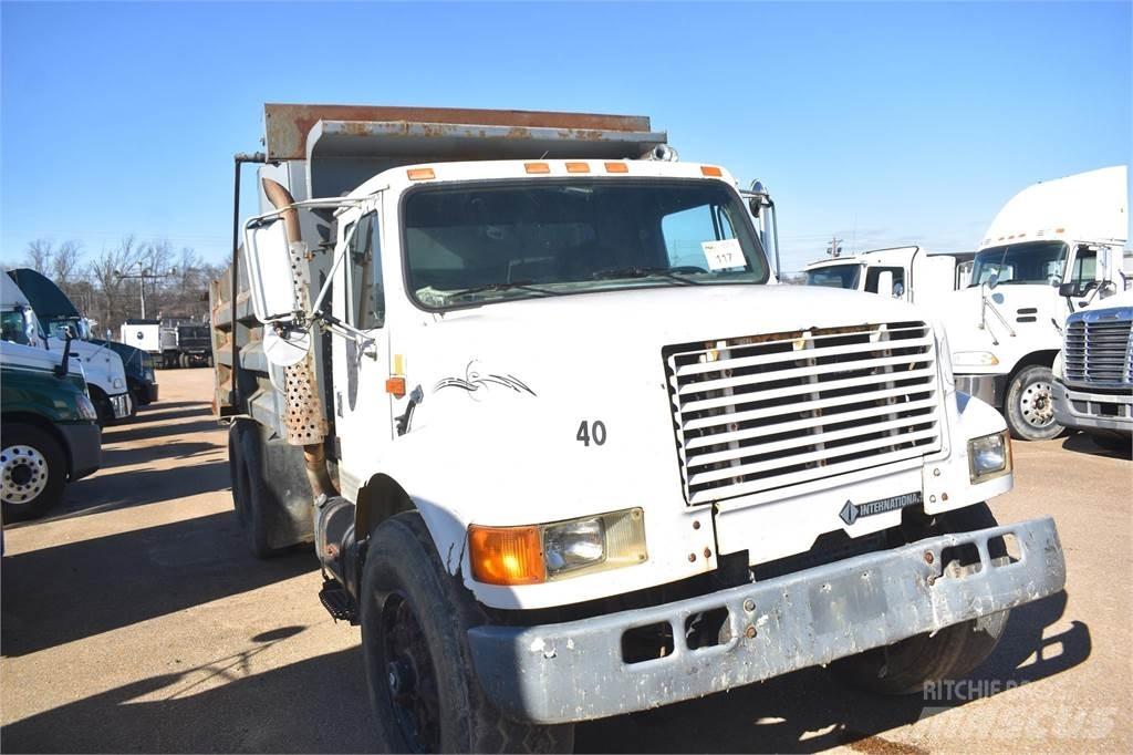 International 4900 Sklápače