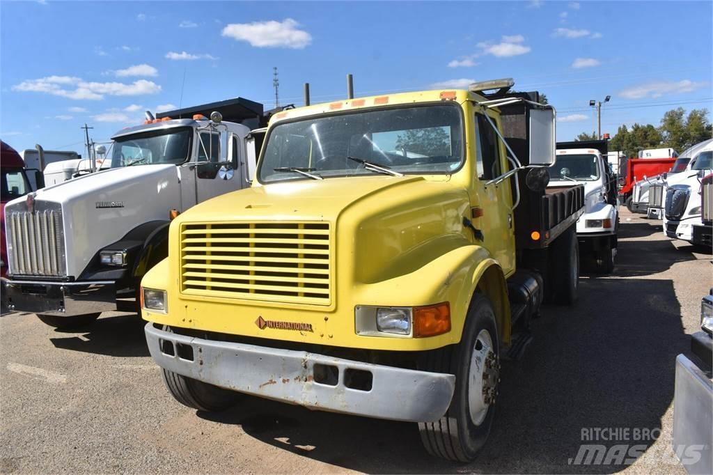 International 4900 Sklápače