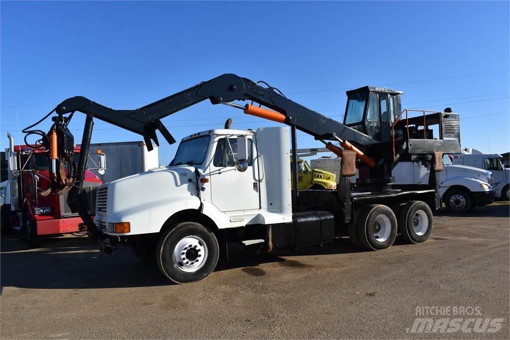 International 8200 Autožeriavy, hydraulické ruky