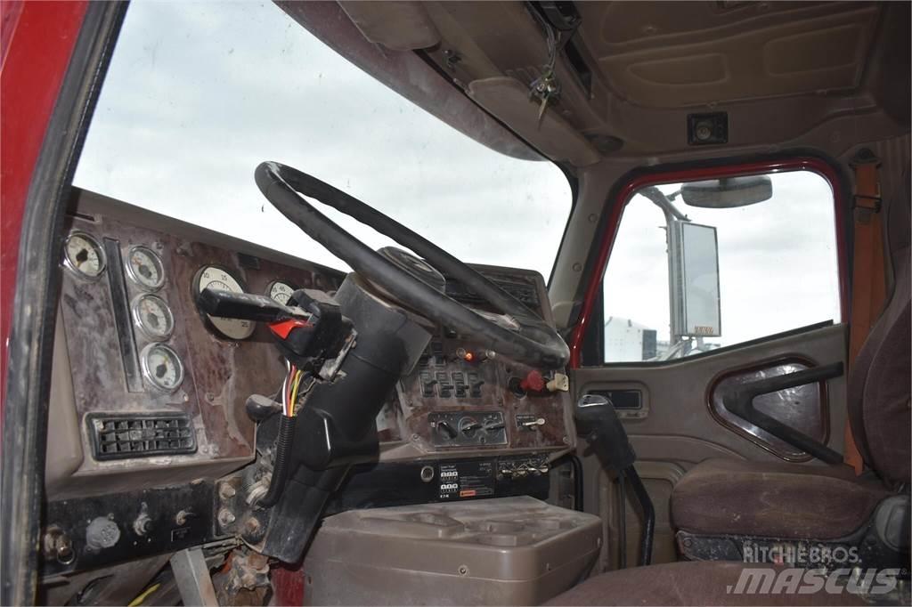 International 9200 Cisternové nákladné vozidlá