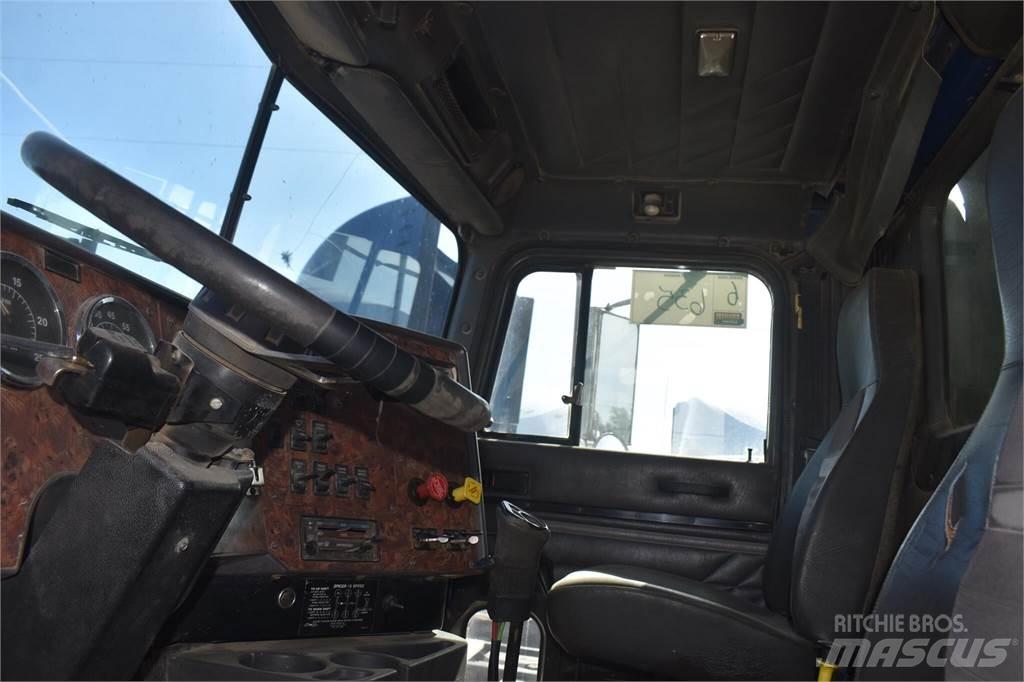 International 9400 Sklápače
