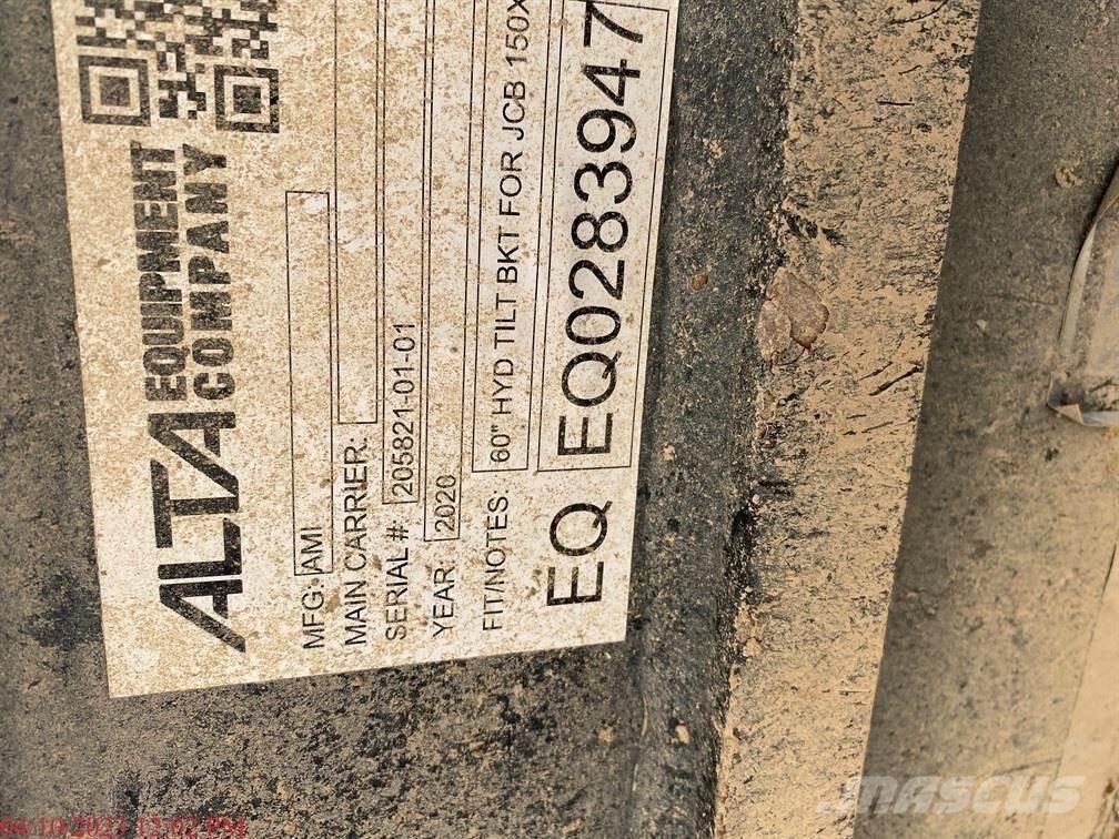 JCB 131X LC Pásové rýpadlá