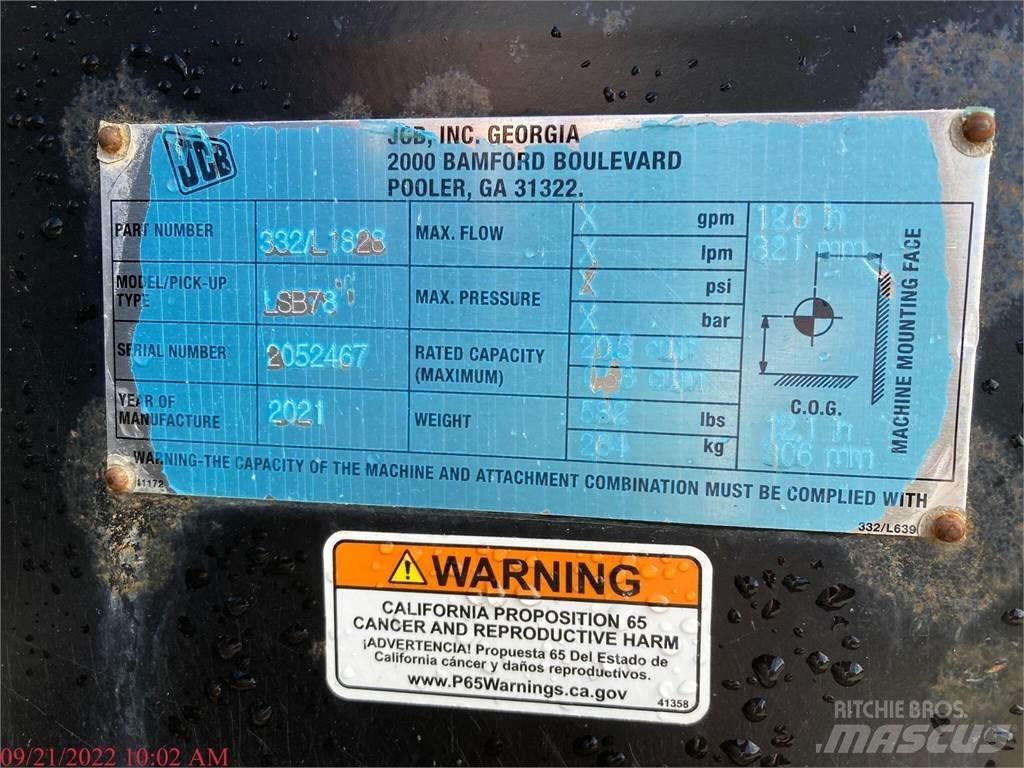 JCB 270 Šmykom riadené nakladače
