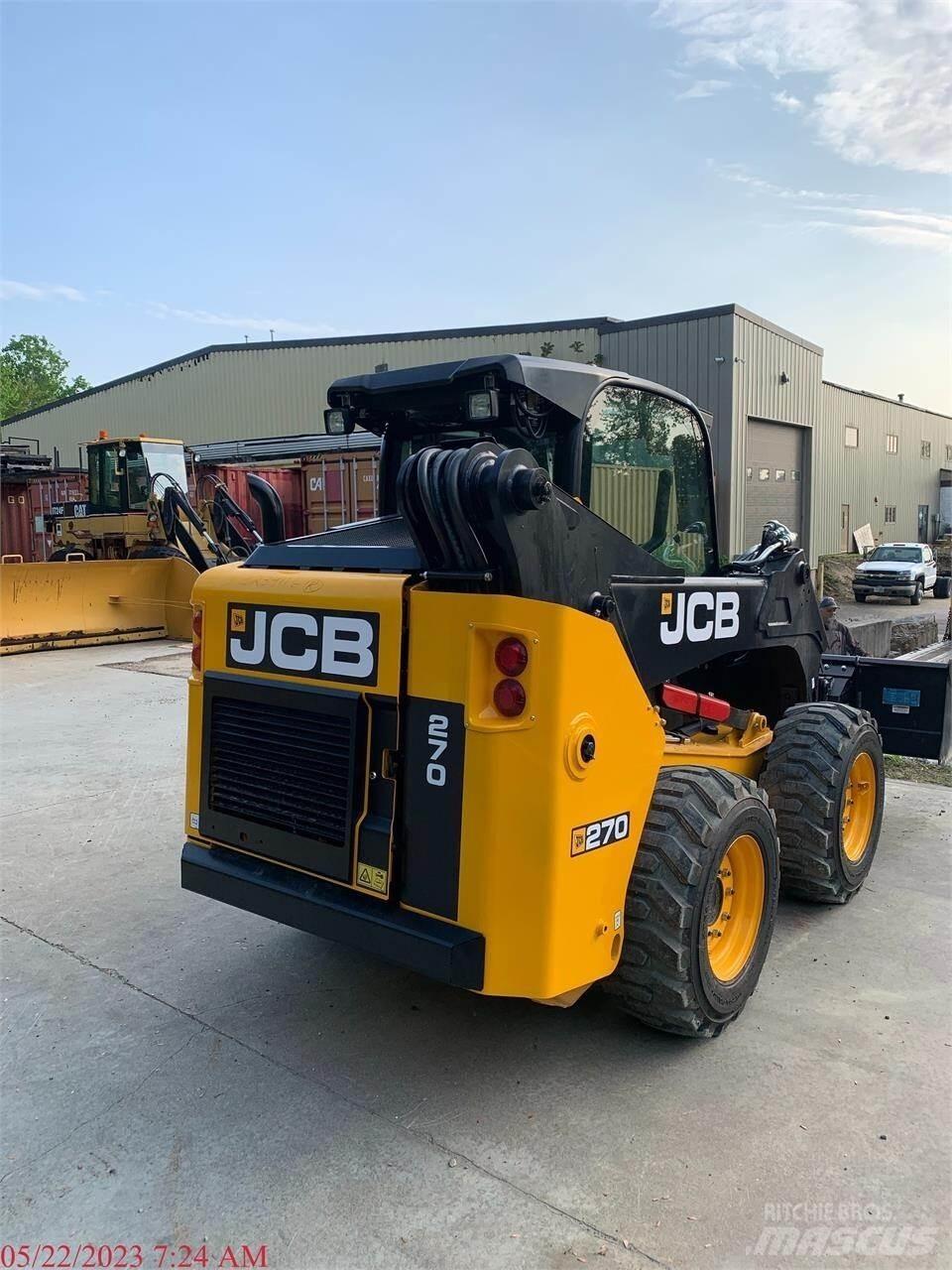 JCB 270 Šmykom riadené nakladače