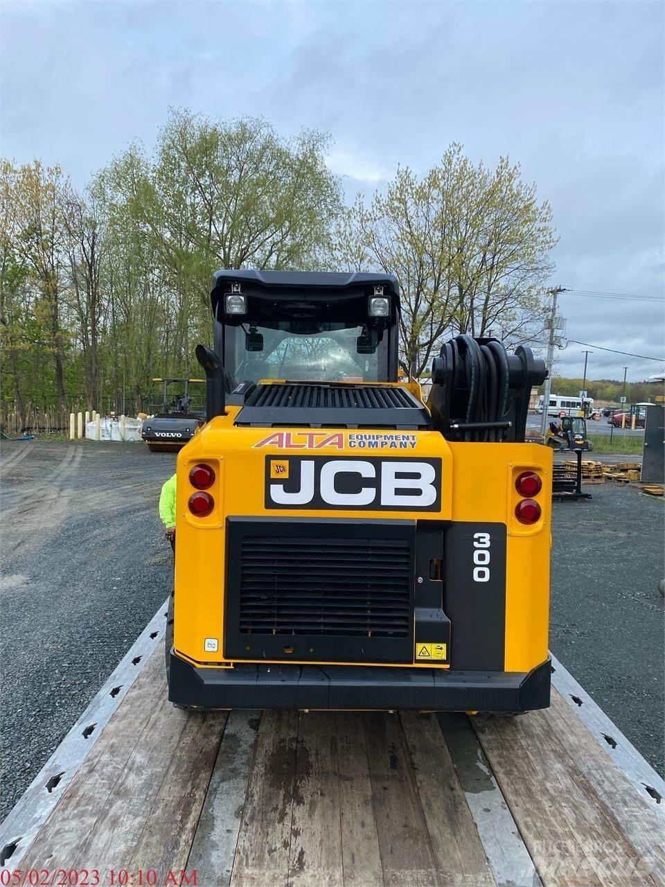 JCB 300 Šmykom riadené nakladače