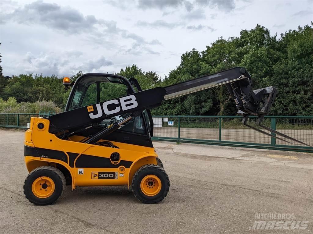 JCB 30D Teleskopické manipulátory