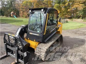 JCB 3TS-8T Šmykom riadené nakladače