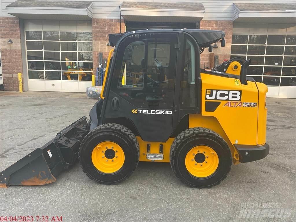 JCB 3TS-8W Šmykom riadené nakladače