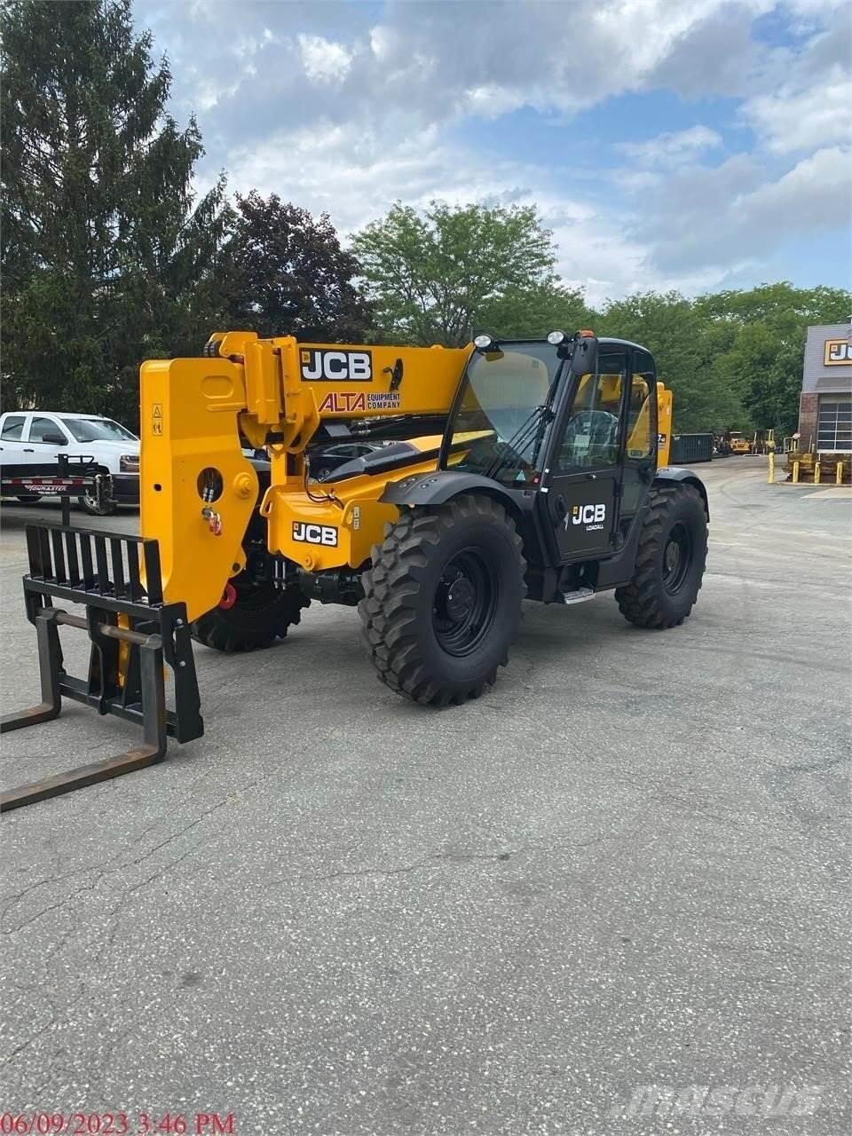 JCB 507-42 Teleskopické manipulátory
