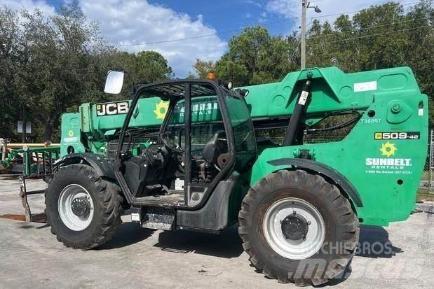 JCB 509-42 Teleskopické manipulátory