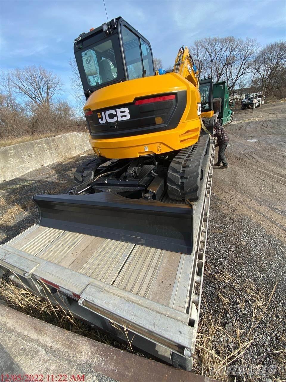 JCB 86C-2 Pásové rýpadlá
