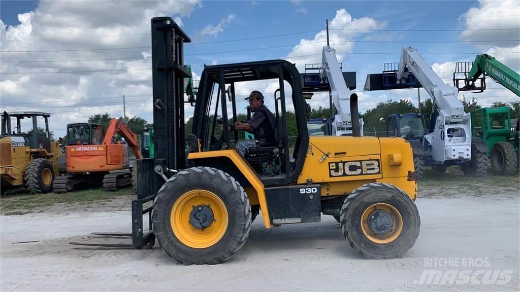 JCB 930 Terénne vysokozdvižné vozíky