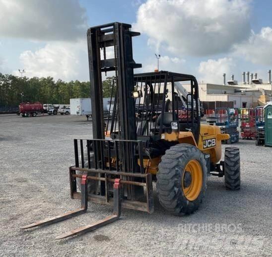JCB 930 Terénne vysokozdvižné vozíky