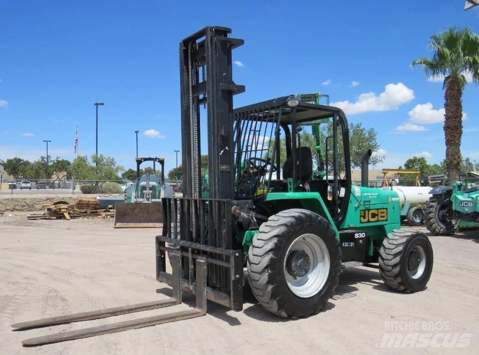 JCB 930 Terénne vysokozdvižné vozíky