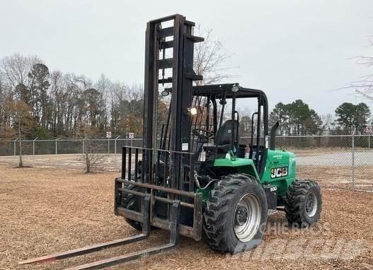 JCB 930 Terénne vysokozdvižné vozíky