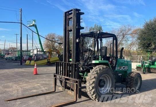 JCB 930 Terénne vysokozdvižné vozíky