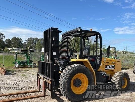 JCB 940 Terénne vysokozdvižné vozíky