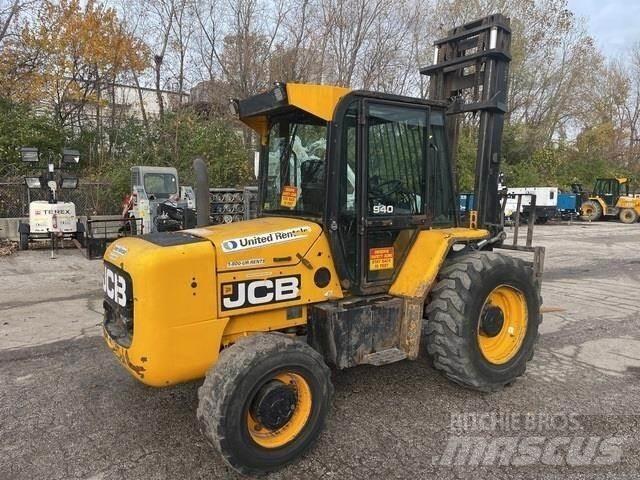 JCB 940 Terénne vysokozdvižné vozíky