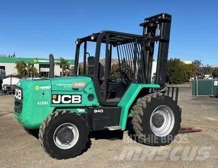 JCB 940 Terénne vysokozdvižné vozíky