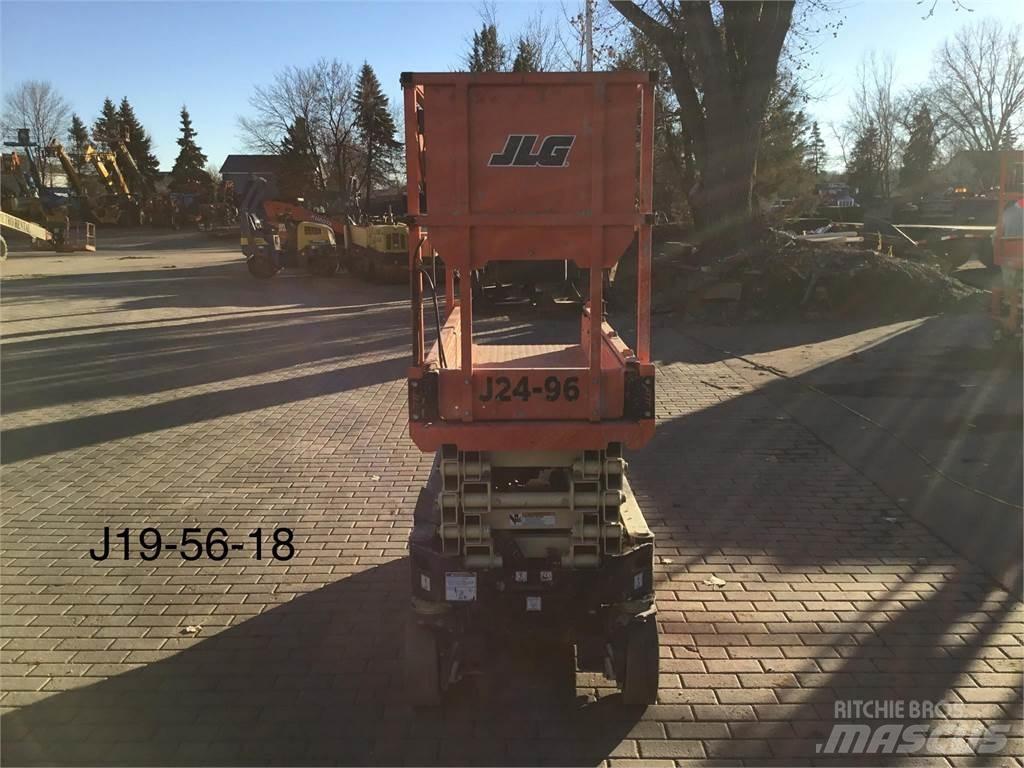 JLG 1932R Nožnicové zdvíhacie plošiny