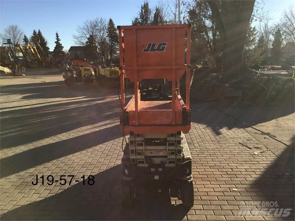 JLG 1932R Nožnicové zdvíhacie plošiny