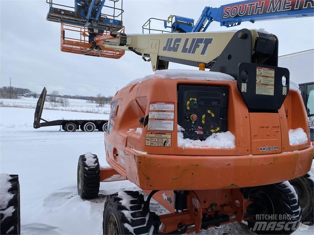 JLG 400S Teleskopické plošiny