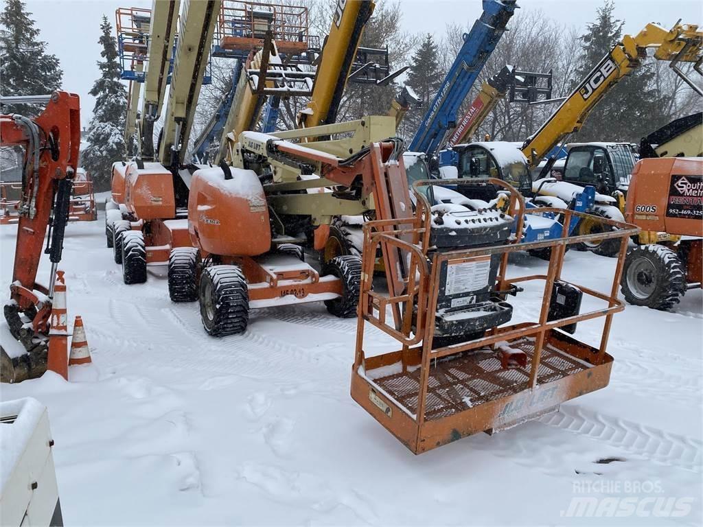 JLG 450AJ Kĺbové plošiny