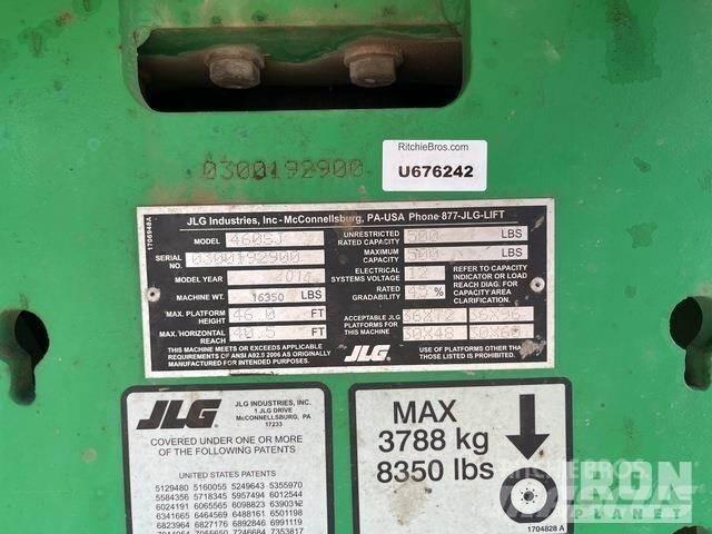 JLG 460SJ Teleskopické plošiny