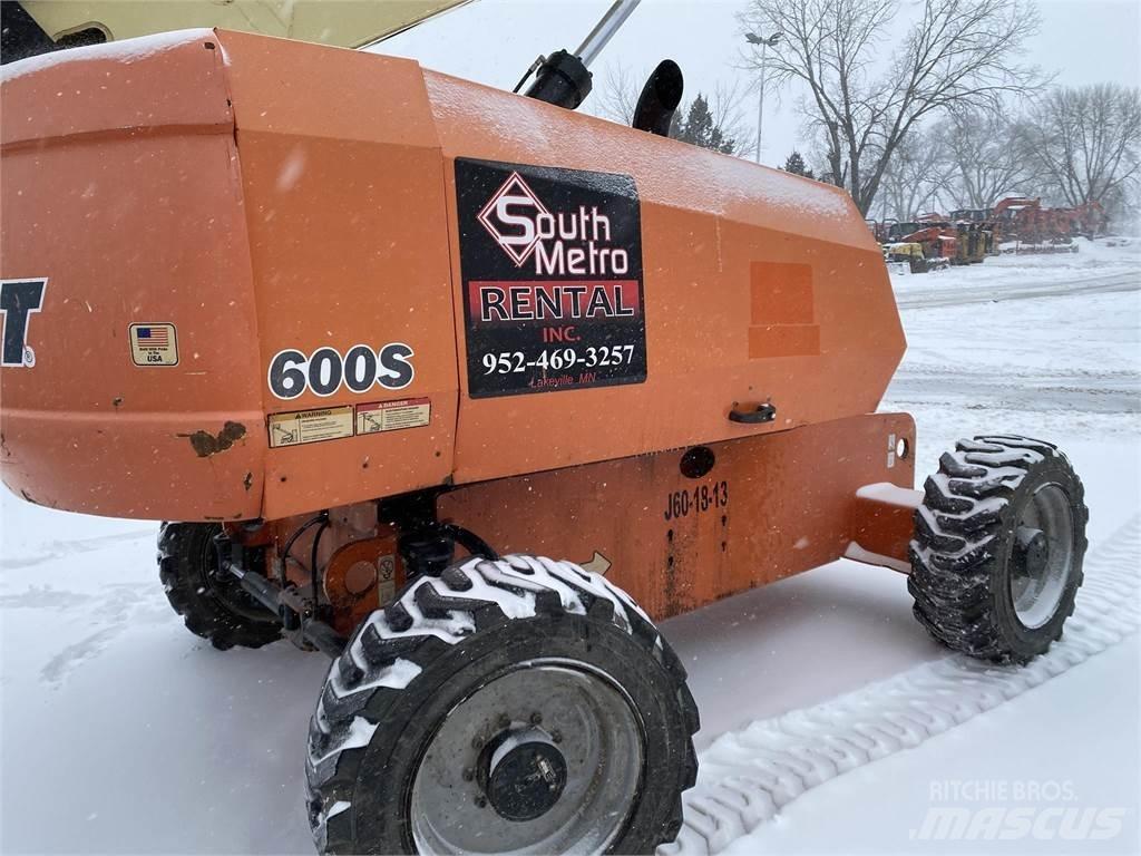 JLG 600S Teleskopické plošiny