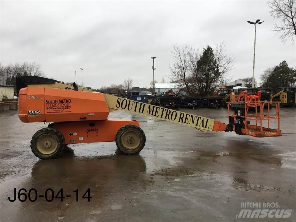 JLG 600S Teleskopické plošiny