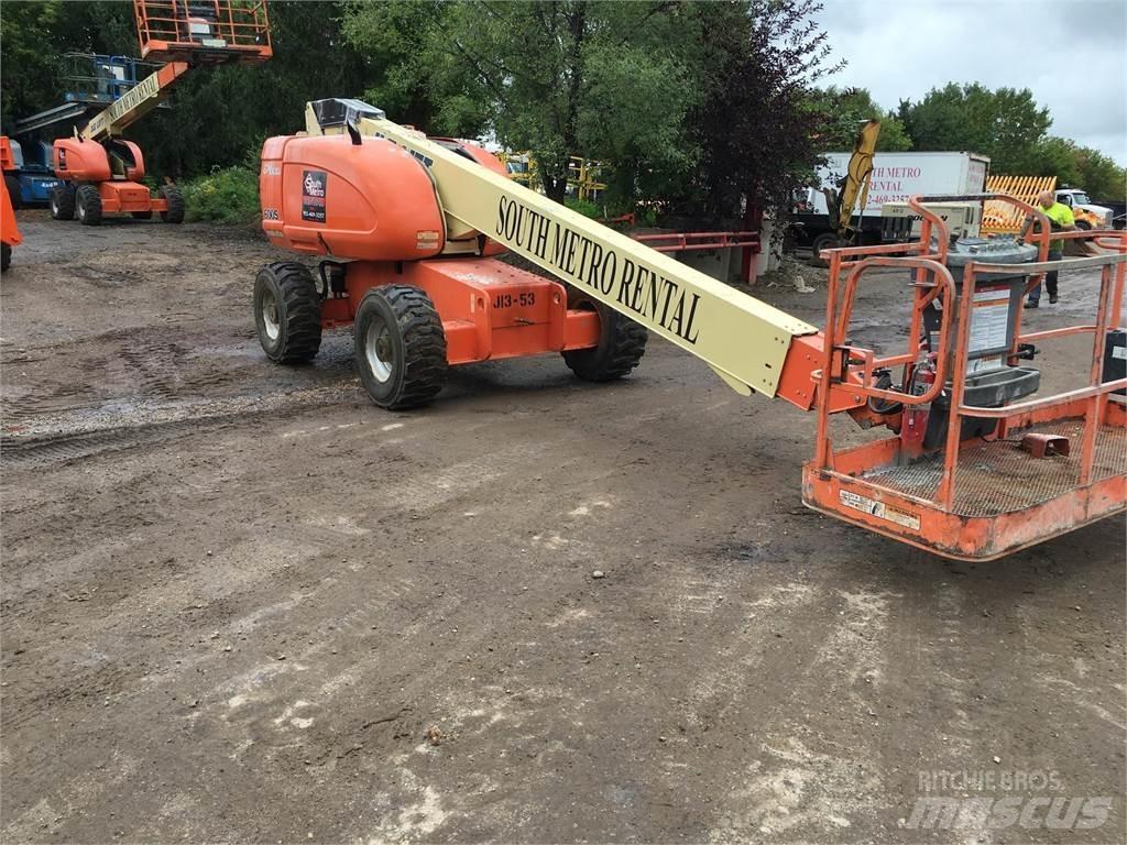 JLG 600S Teleskopické plošiny