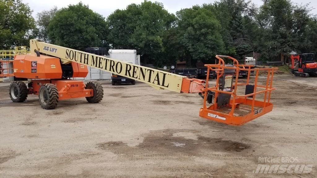 JLG 800S Teleskopické plošiny