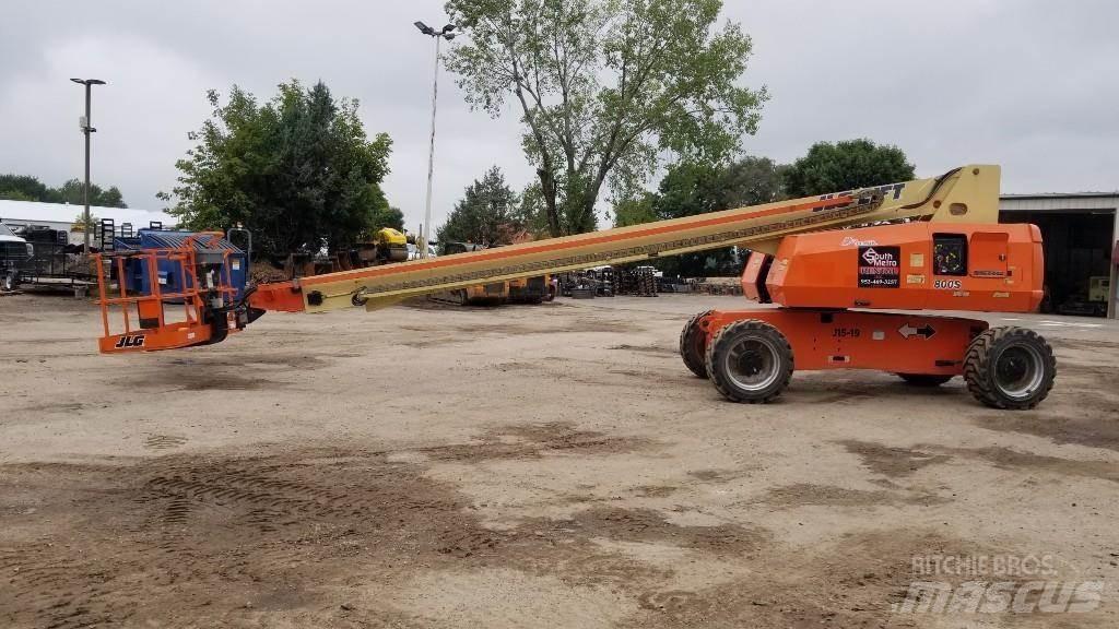 JLG 800S Teleskopické plošiny