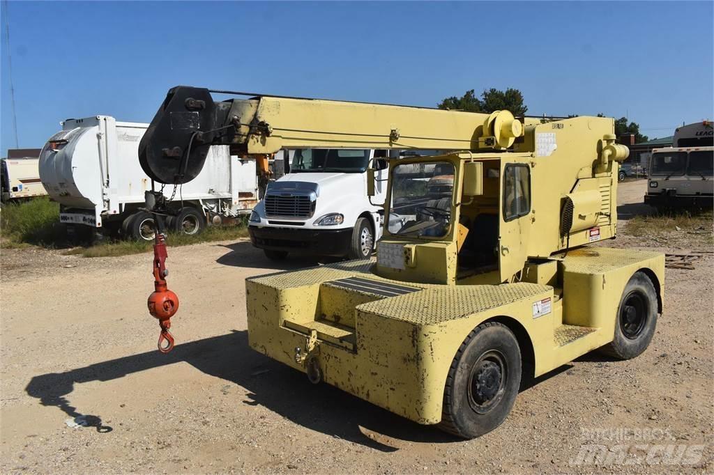 JLG 886D Žeriavy pre ťažký terén