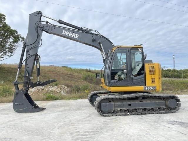 John Deere 135G Pásové rýpadlá