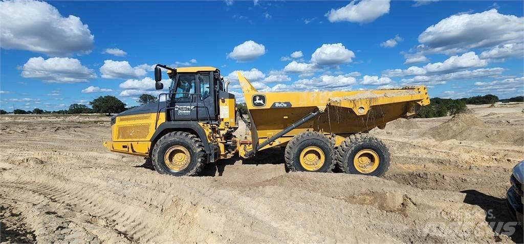 John Deere 310E Kĺbové nákladné autá