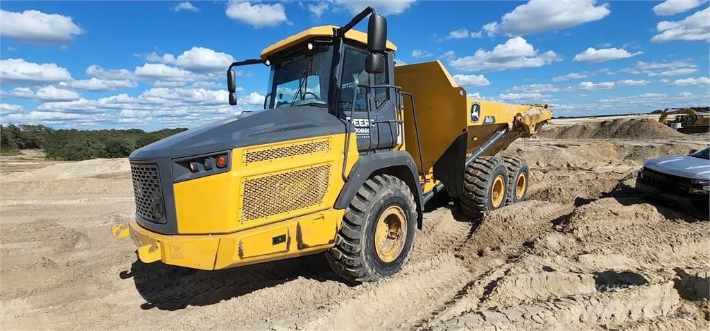 John Deere 310E Kĺbové nákladné autá