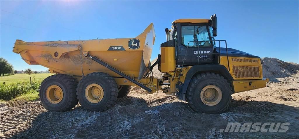 John Deere 310E Kĺbové nákladné autá