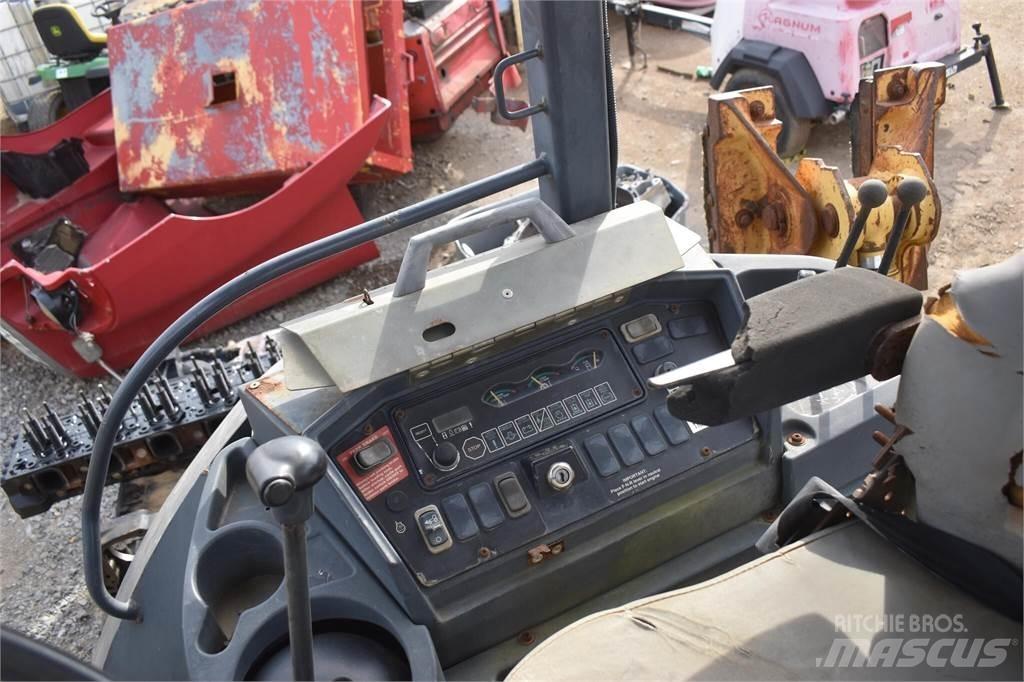 John Deere 310G Rýpadlo-nakladače
