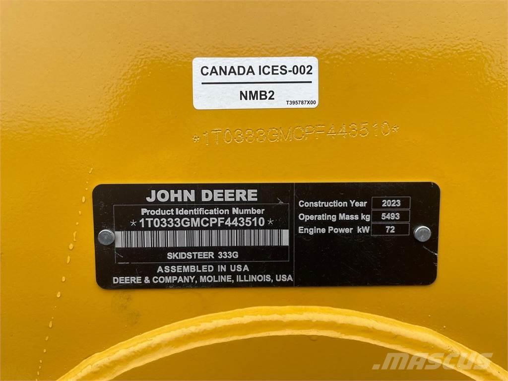John Deere 333G Šmykom riadené nakladače