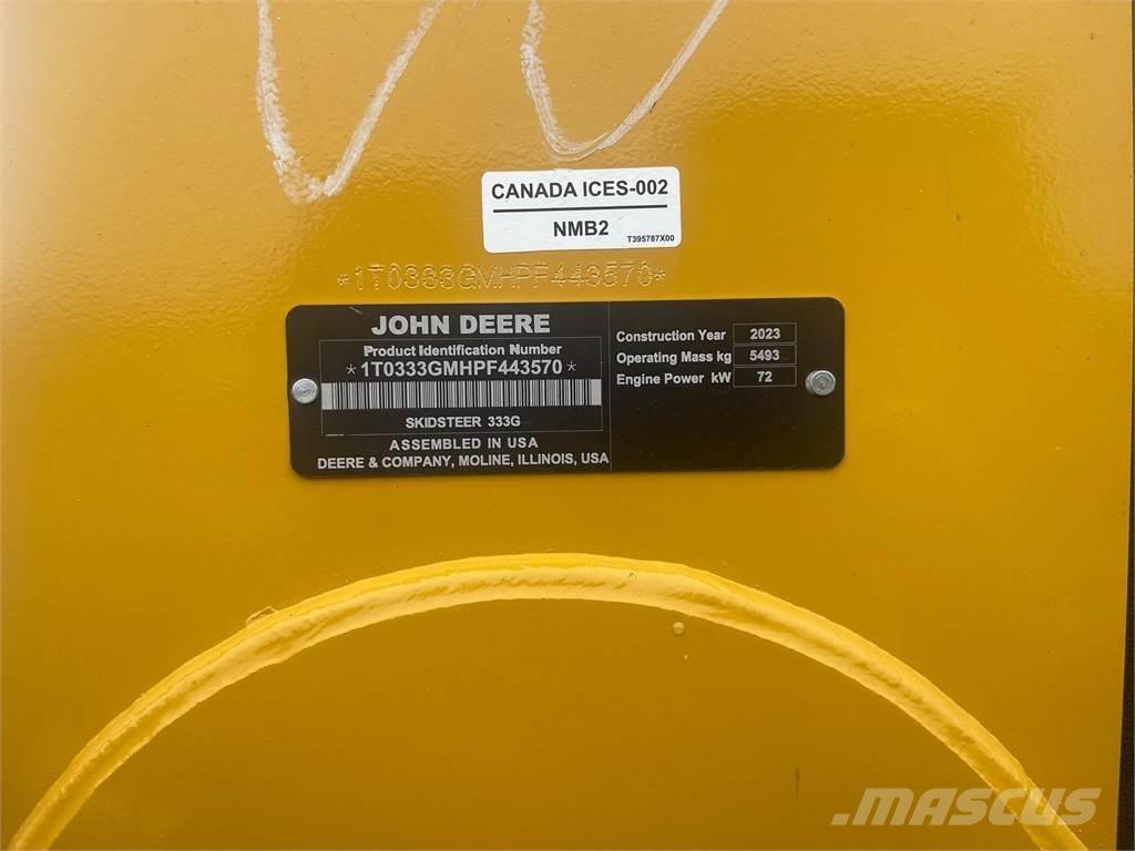 John Deere 333G Šmykom riadené nakladače