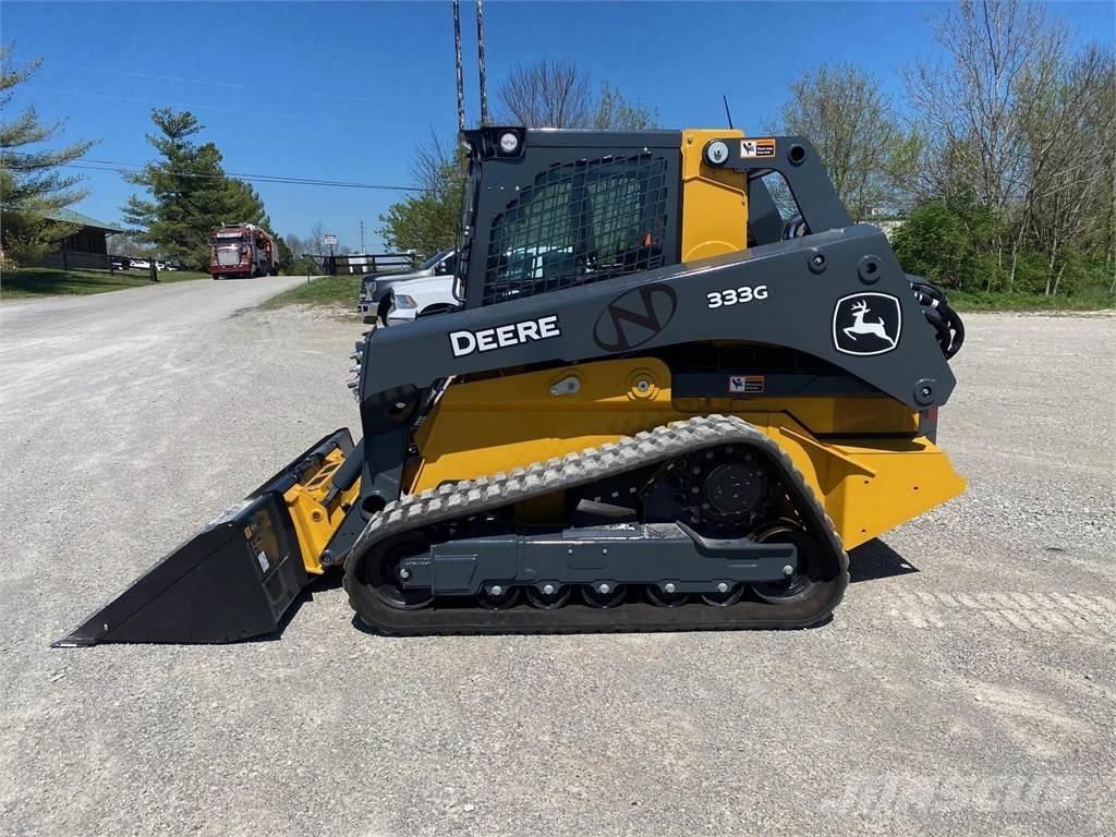 John Deere 333G Šmykom riadené nakladače