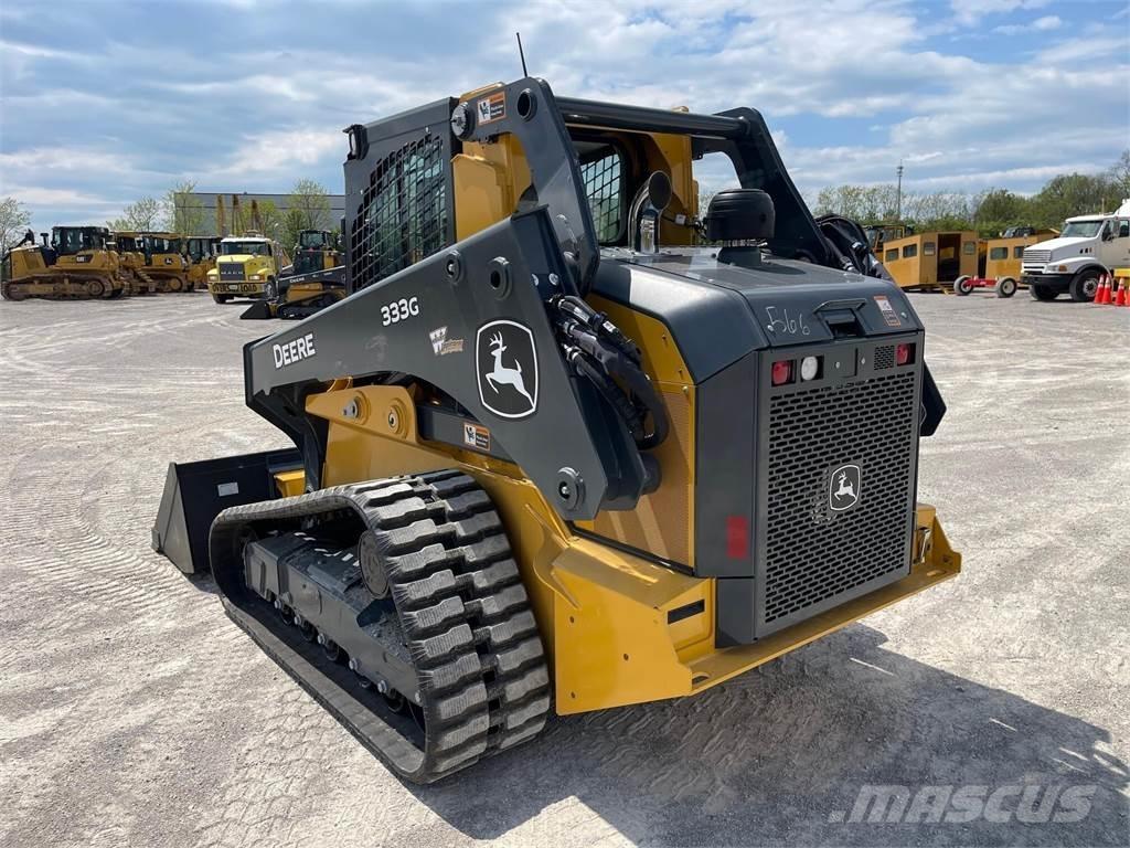 John Deere 333G Šmykom riadené nakladače