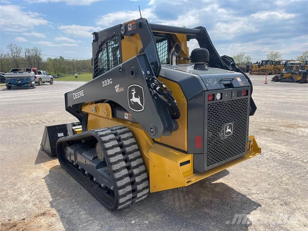 John Deere 333G Šmykom riadené nakladače
