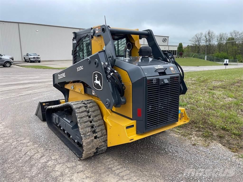 John Deere 333G Šmykom riadené nakladače