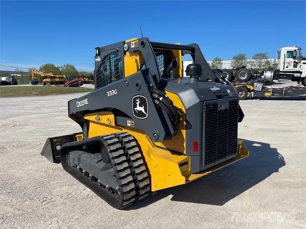John Deere 333G Šmykom riadené nakladače